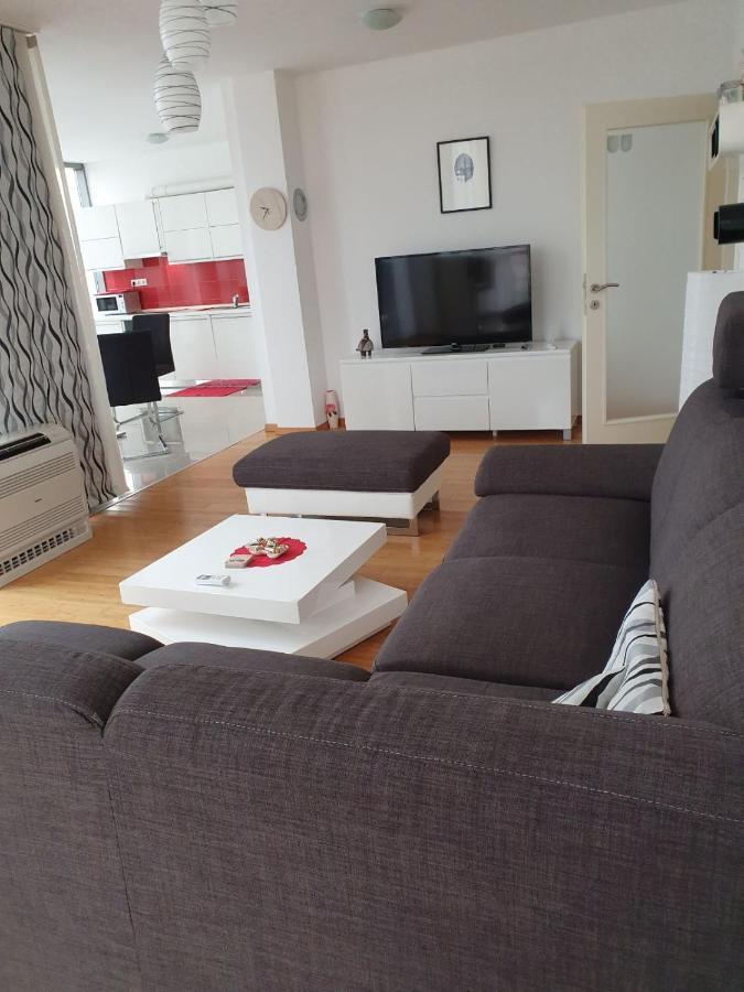 Penthouse Heart Of Slavonia **** Apartment Dakovo Luaran gambar